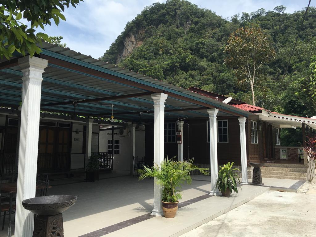 Sri Kilim Resthouse And Homestay Langkawi ภายนอก รูปภาพ